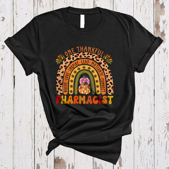 MacnyStore - One Thankful Pharmacist, Cool Happy Thanksgiving Pharmacist Proud, Leopard Rainbow Pumpkin T-Shirt