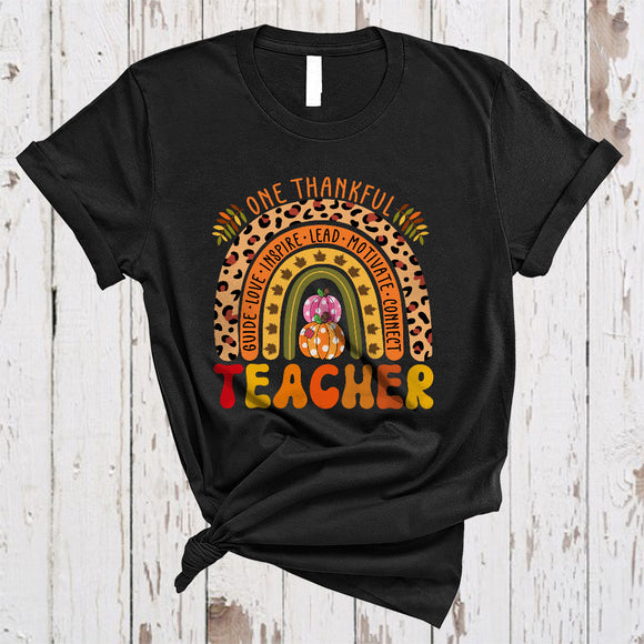 MacnyStore - One Thankful Teacher, Cool Happy Thanksgiving Teacher Proud, Leopard Rainbow Pumpkin T-Shirt