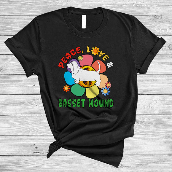 MacnyStore - Peace Love And Basset Hound, Adorable Flowers Peace Sign, Matching Floral Family Group T-Shirt