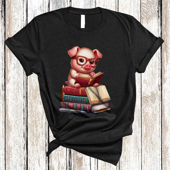 MacnyStore - Pig Reading Book, Adorable Animal Lover, Book Nerd Readers Reading Librarian Group T-Shirt