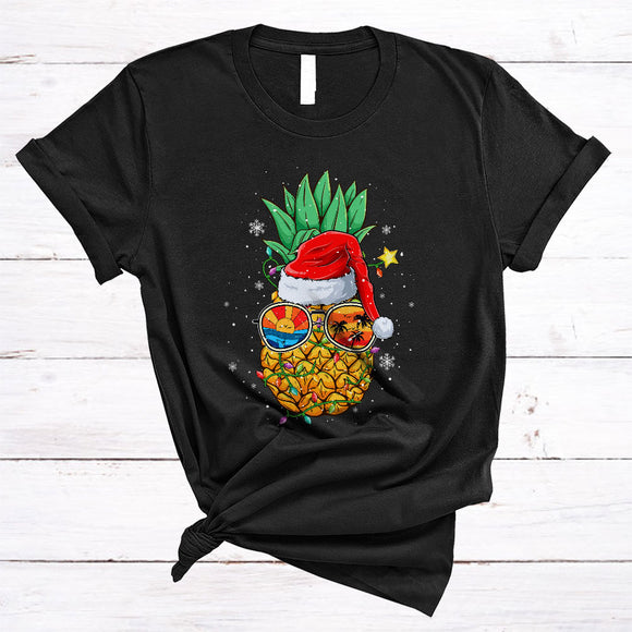 MacnyStore - Pineapple Wearing Sunglasses Santa, Adorable Christmas Lights Fruit, X-mas Vegan Lover T-Shirt