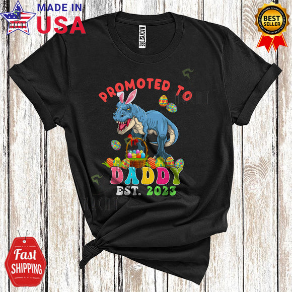 MacnyStore - Promoted To Daddy EST 2023 Cute Cool Easter Pregnancy Announcement Bunny T-Rex Family T-Shirt