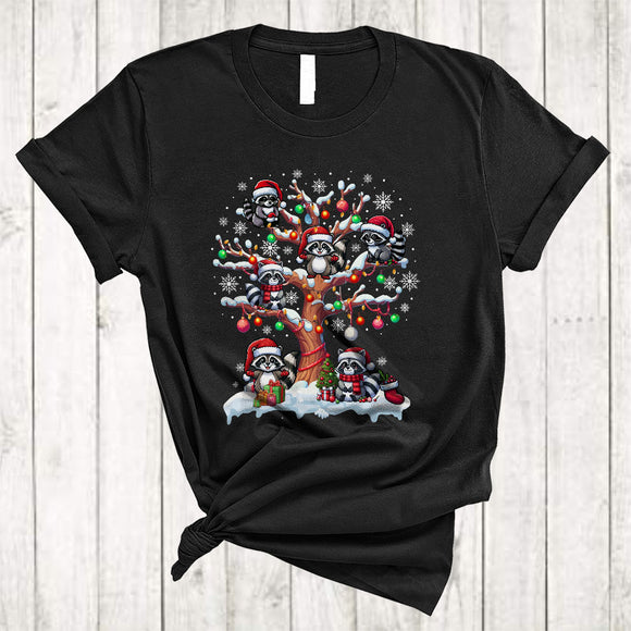 MacnyStore - Raccoon On Christmas Tree, Lovely Funny X-mas Santa Racoon, Trash Animal Lover Group T-Shirt