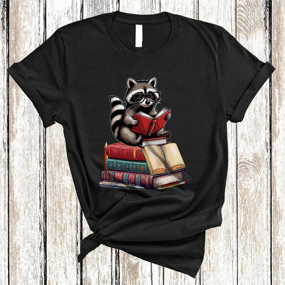 MacnyStore - Raccoon Reading Book, Adorable Animal Lover, Book Nerd Readers Reading Librarian Group T-Shirt
