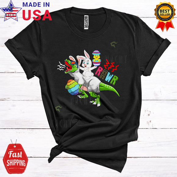 MacnyStore - Rawr Funny Cool Easter Day Bunny Riding Bunny T-Rex Holding Egg Chick Egg Hunt Lover T-Shirt
