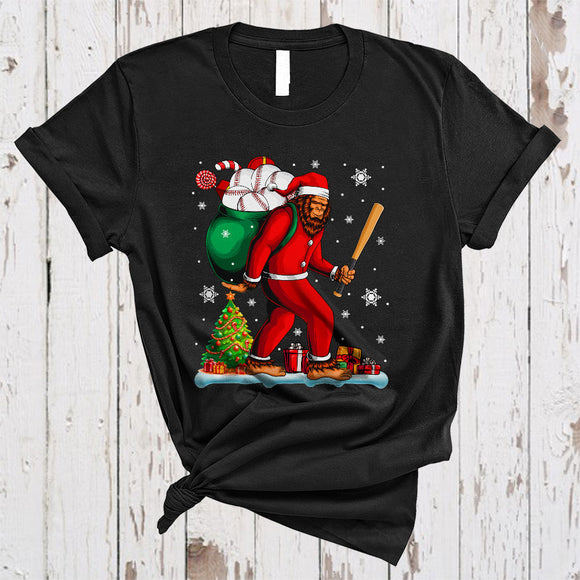 MacnyStore - Santa Bigfoot Playing Baseball Cool Merry Christmas Xmas Sport Bigfoot Baseball Player Team T-Shirt