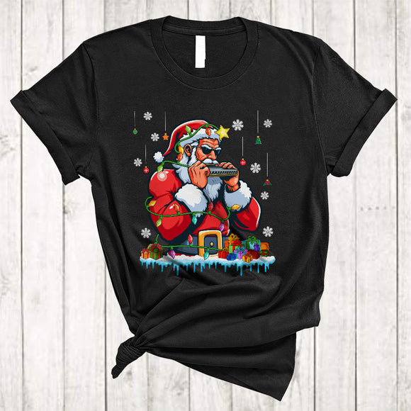 MacnyStore - Santa Claus Playing Harmonica, Humorous Joyful Christmas Lights Santa, Musical Instrument X-mas T-Shirt