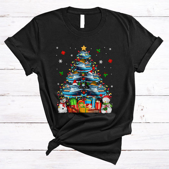 MacnyStore - Santa ELF Cruise As Christmas Tree, Lovely Christmas Cruise Lover, X-mas Lights Snowman T-Shirt