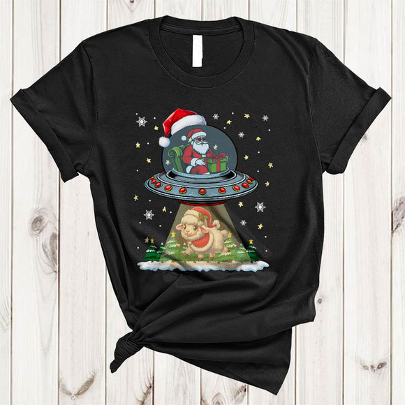 MacnyStore - Santa UFO Sheep, Lovely Cool Christmas Santa Alien UFO, X-mas Farm Farmer Lover T-Shirt