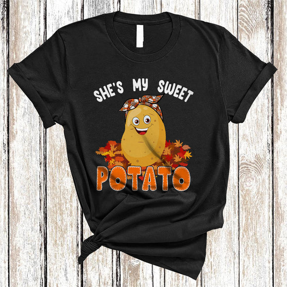 MacnyStore - She's My Sweet Potato , Adorable Thanksgiving Couples, Potato Fall Leaf Vegan Couple Family T-Shirt