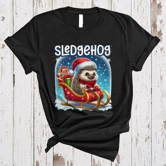 MacnyStore - Sledgehog, Lovely Merry Christmas Santa Hedgehog Ski Sled Lover, X-mas Snow Around T-Shirt