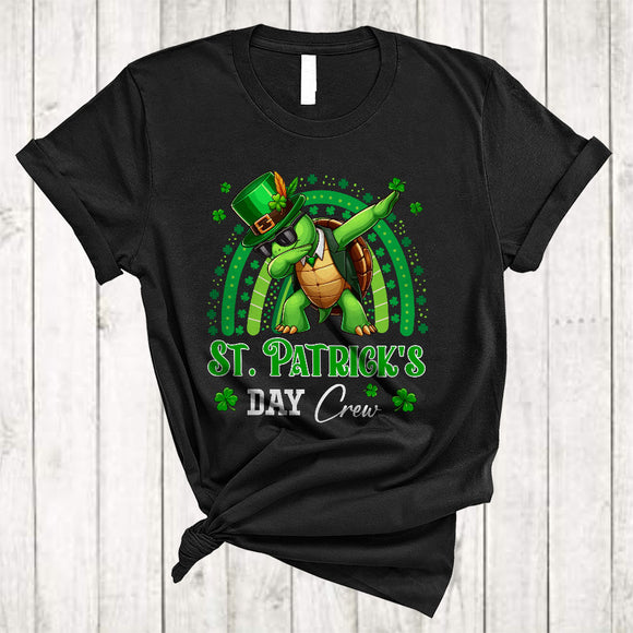 MacnyStore - St. Patrick's Day Crew, Lovely Dabbing Turtle Leprechaun, Rainbow Shamrocks Animal Lover T-Shirt
