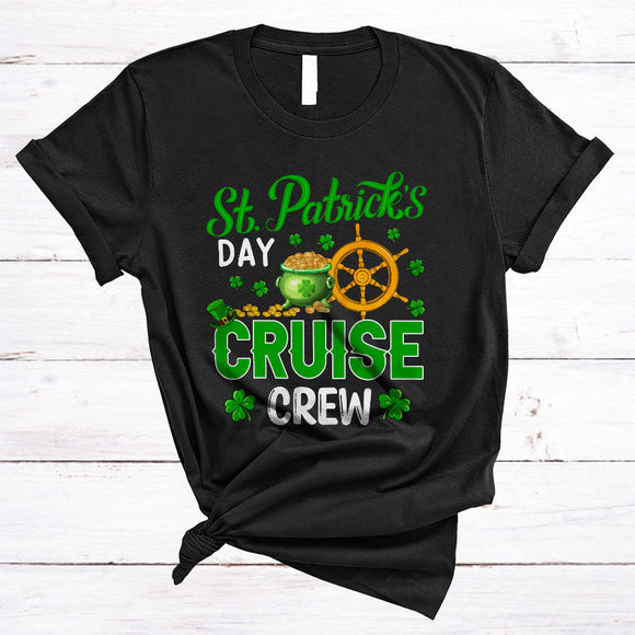 MacnyStore - St. Patrick's Day Cruise Crew, Awesome Shamrock Cruise Ship Lover, Pot Of Gold Family Group T-Shirt
