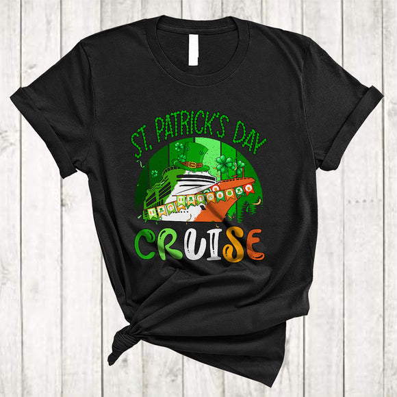 MacnyStore - St. Patrick's Day Cruise, Amazing St. Patrick's Day Retro Cruise Ship, Captain Boat Family Group T-Shirt
