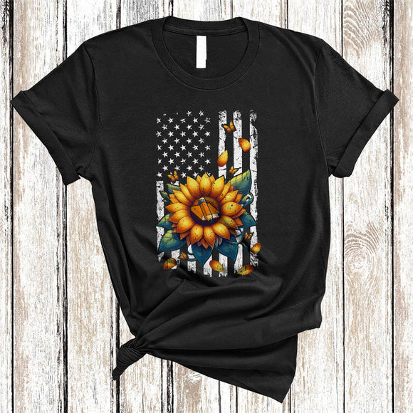 MacnyStore - Teacher American Flag Sunflower, Awesome Vintage US Flag Sunflower, Teacher Family Group T-Shirt