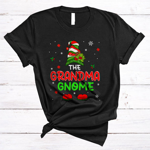 MacnyStore - The Grandma Gnome Cute Christmas Matching Xmas Pajama Family Group Gnome Lover T-Shirt