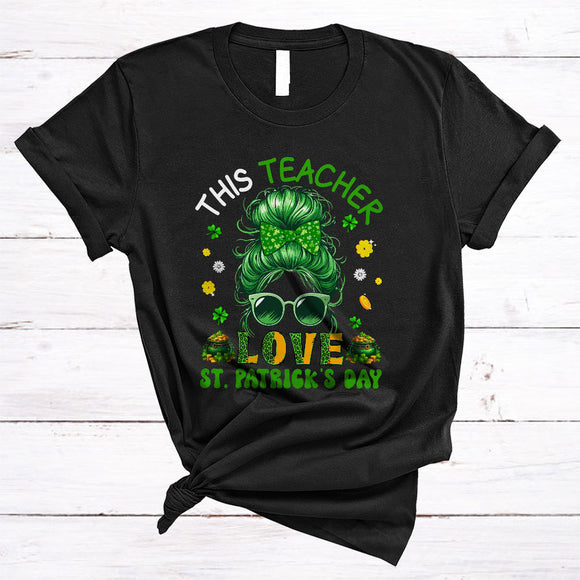 MacnyStore - This Teacher Loves St. Patrick's Day, Lovely Leopard Shamrock Woman Face Bun Hair, Family Group T-Shirt