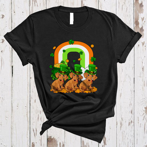 MacnyStore - Three Dachshund With Rainbow, Awesome St. Patrick's Day Shamrock Lucky, Irish Family Group T-Shirt
