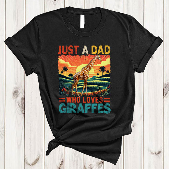 MacnyStore - Vintage Just A Dad Who Loves Giraffes, Awesome Father's Day Wild Animal, Dad Family Group T-Shirt