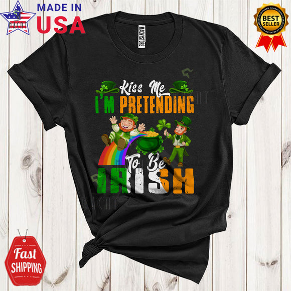 MacnyStore - Vintage Kiss Me I'm Pretending To Be Irish Cool Funny St. Patrick's Day Irish Leprechaun Rainbow Lover T-Shirt