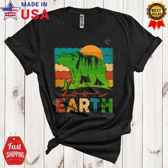 MacnyStore - Vintage Love Earth Cool Funny Earth Day Green Keep Clean Forest Matching Bear Lover T-Shirt