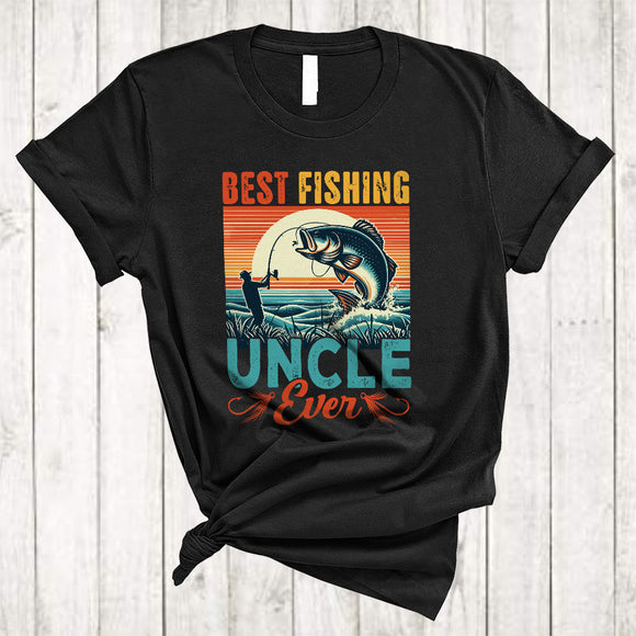 MacnyStore - Vintage Retro Best Fishing Uncle Ever, Awesome Father's Day Fishing Fisher, Dad Family Group T-Shirt