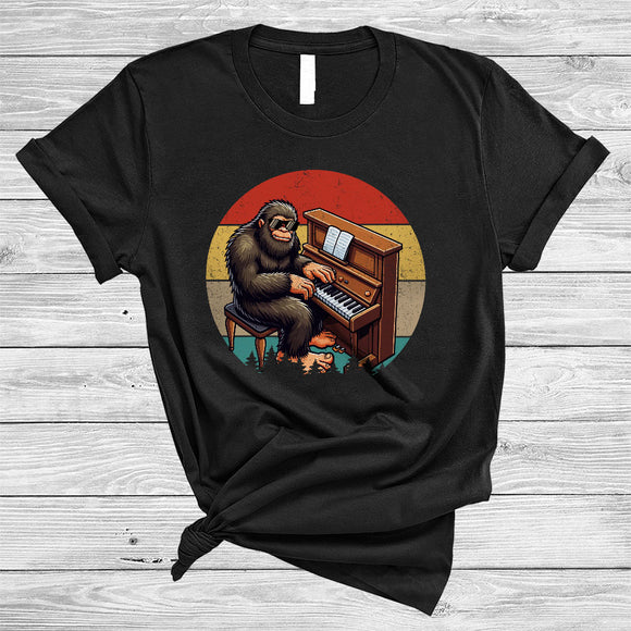 MacnyStore - Vintage Retro Bigfoot Playing Piano,Humorous Bigfoot Piano Player Lover, Matching Group T-Shirt