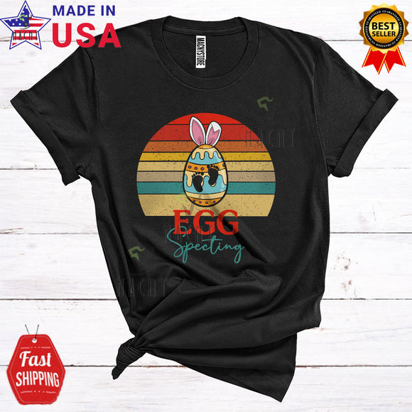 MacnyStore - Vintage Retro Egg Specting Funny Cool Easter Egg Pregnancy Announcement Bunny Egg Hunt Lover T-Shirt