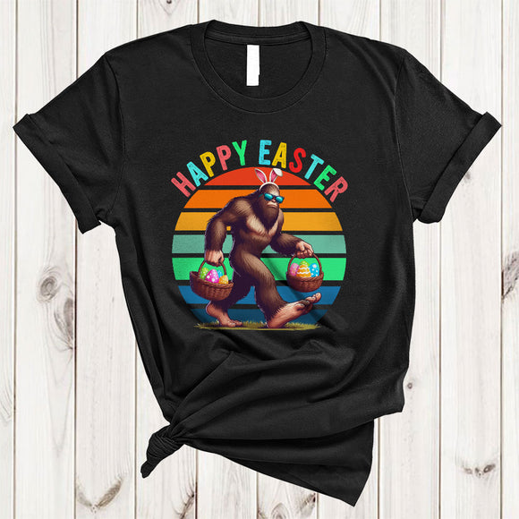 MacnyStore - Vintage Retro Happy Easter, Humorous Easter Day Bunny Bigfoot Hunting Easter Egg Basket T-Shirt