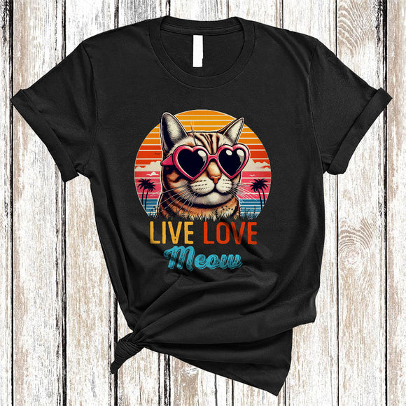 MacnyStore - Vintage Retro Live Love Meow, Lovely Vintage Retro Mother's Day Cat Sunglasses, Family T-Shirt