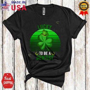MacnyStore - Vintage Retro Lucky To Be A Dentist Funny Cool St. Patrick's Day Leprechaun Shamrock Clovers Lover T-Shirt