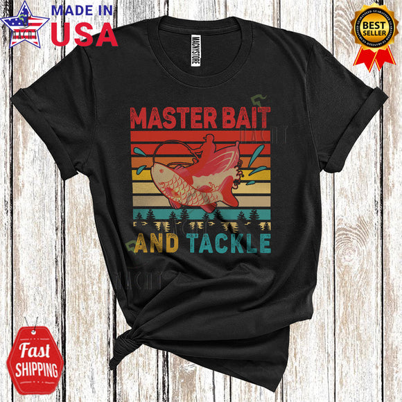 MacnyStore - Vintage Retro Master Bait And Tackle Funny Cool Fishing Lover Matching Fisherman Fisher T-Shirt