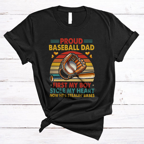 MacnyStore - Vintage Retro Proud Baseball Dad, Awesome Father's Day Baseball Player, Son Sport Team T-Shirt