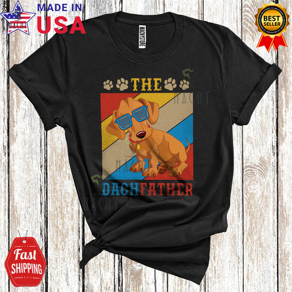 MacnyStore - Vintage Retro The Dachfather Funny Cool Father's Day Dachshund Paws Owner Lover T-Shirt