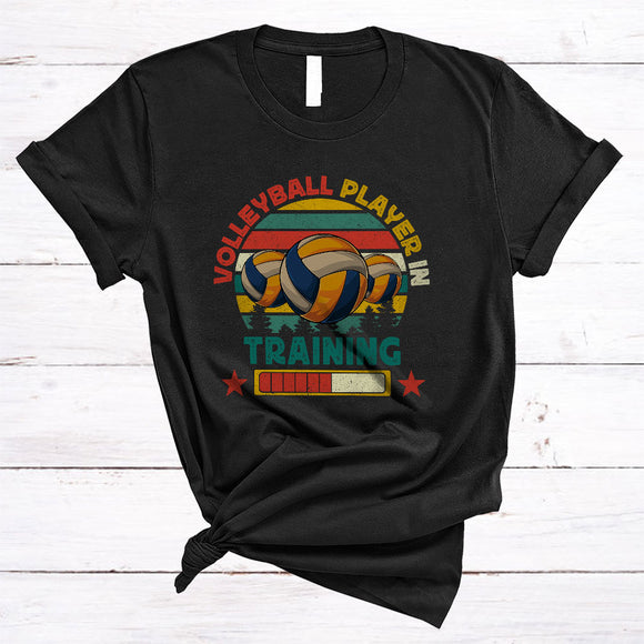 MacnyStore - Vintage Retro Volleyball Player In Training, Awesome Future Sport Player Playing Group T-Shirt