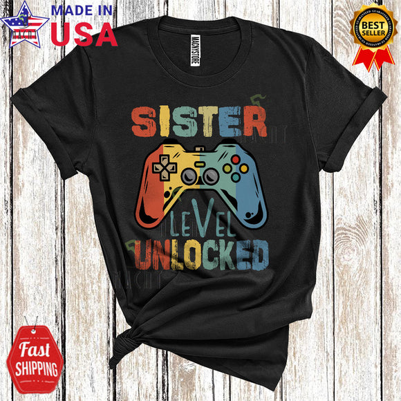 MacnyStore - Vintage Sister Level Unlocked Cool Funny Pregnancy Announcement Video Games Gamer Gaming Lover T-Shirt