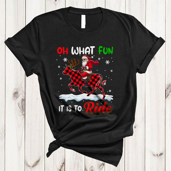MacnyStore - Oh What Fun It Is To Ride, Awesome Santa Riding Cow Red Plaid, Farmer X-mas Animal T-Shirt