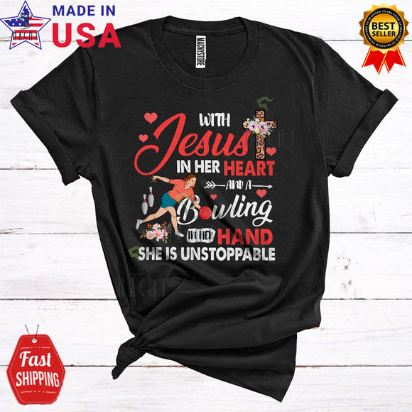 MacnyStore - With Jesus In Her Heart And A Bowling In Her Hand Cool Floral Flowers Bowling Player Playing Lover T-Shirt