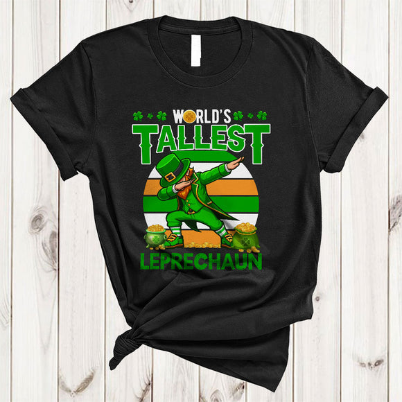 MacnyStore - World's Tallest Leprechaun, Humorous Retro St. Patrick's Day Dabbing Family, Irish Group T-Shirt